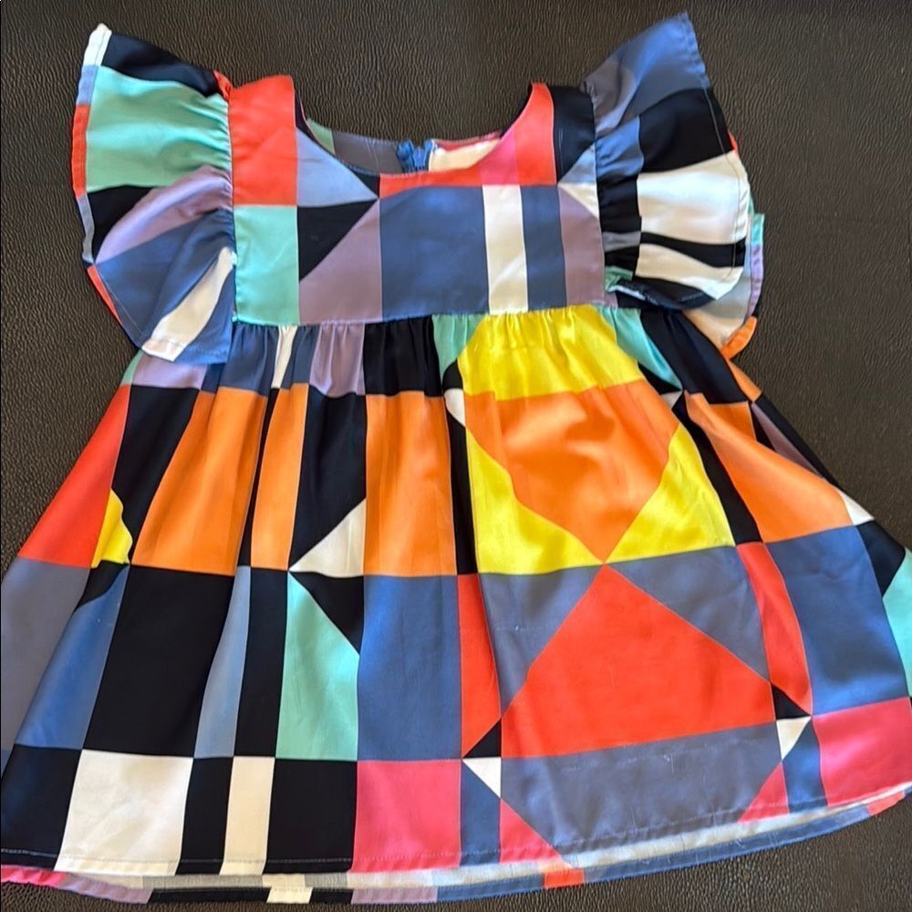 BritonCourt Colorful Geometric Dress with Flutter Sleeves size 2